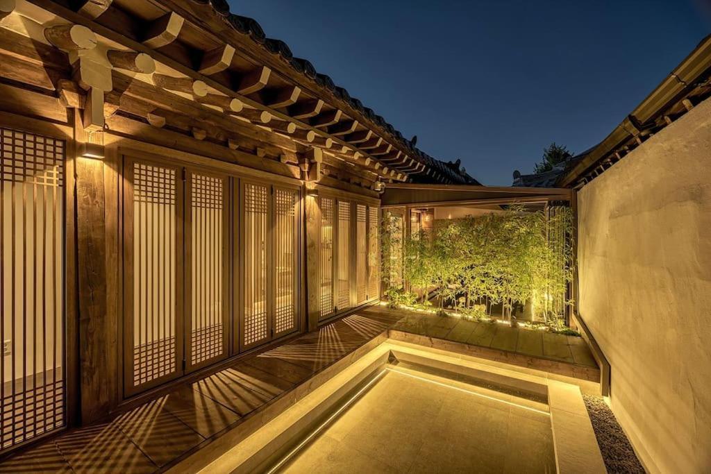 Present Stay Jeonju Εξωτερικό φωτογραφία